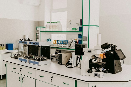 Research-Laboratories-and-Universities